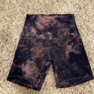 Lululemon align high rise short 6’’ size 0